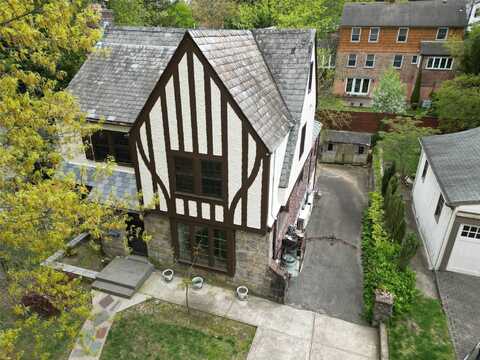 356 Hollywood Avenue, Little Neck, NY 11363