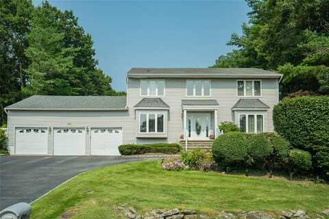 1 Stonehurst Lane, Dix Hills, NY 11746