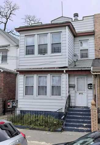 8715 108th Street, Richmond Hill, NY 11418