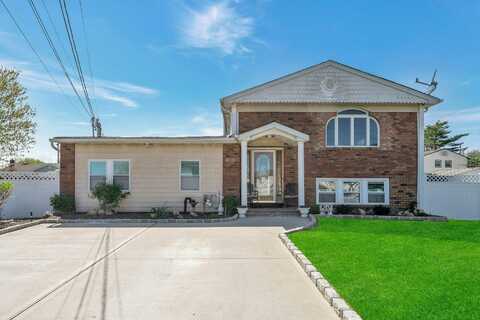 62 E Washington Street E, East Farmingdale, NY 11735