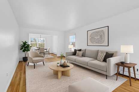 176 Jackson Avenue, Syosset, NY 11791