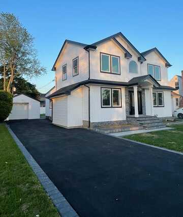 13 Garden Boulevard, Hicksville, NY 11801