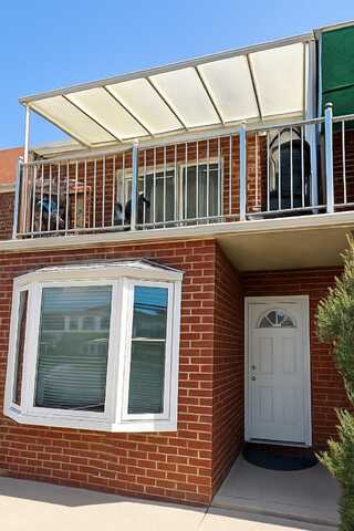 62-23 69th Pl, Middle Village, NY 11379