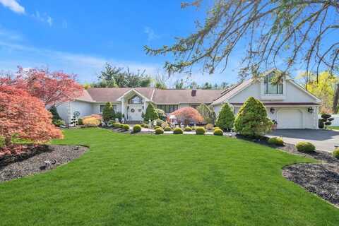 35 Palmer Lane, Thornwood, NY 10594