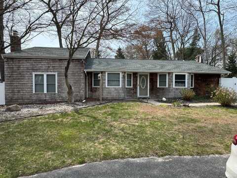 26 Laurel Street, Centereach, NY 11720