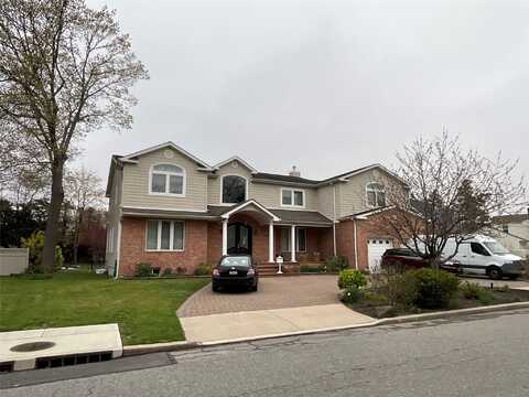 1006 Old Britton Road, North Bellmore, NY 11710
