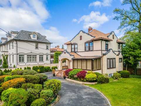 14-35 161 Street, Beechhurst, NY 11357