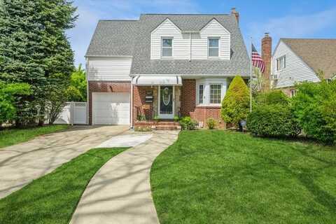 1645 Hillside Court, New Hyde Park, NY 11040