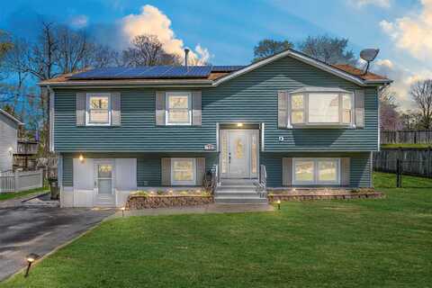 12 Marcy Lane, Middletown, NY 10941