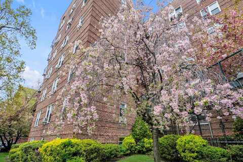 8801 35th Avenue, Jackson Heights, NY 11372