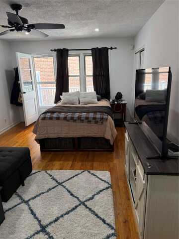 750 E Broadway, Long Beach, NY 11561