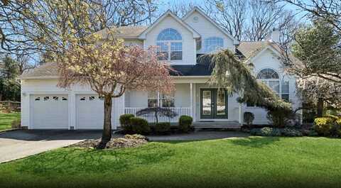 4 Crystal Court, Smithtown, NY 11787