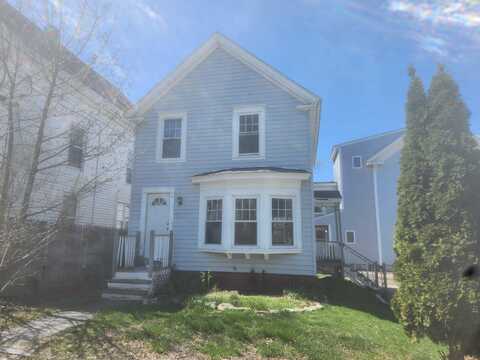 105 Broad Street, Auburn, ME 04210