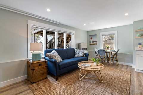 17 Tunis Avenue, Old Orchard Beach, ME 04064