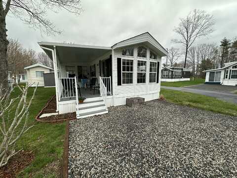 620 Post Road, Wells, ME 04090