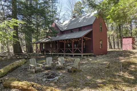 37 Camp Cinnamon Road, Norway, ME 04268