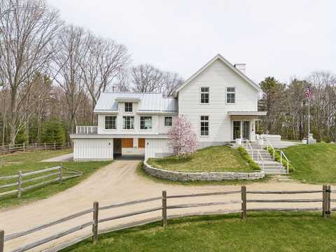 1200 Shore Road, Cape Elizabeth, ME 04107