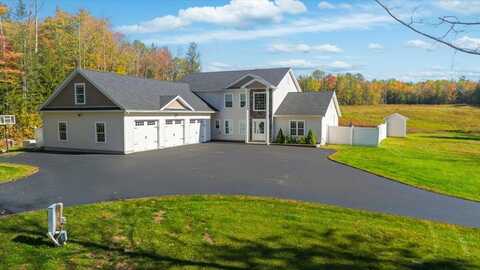 1163 Memorial Drive, Winthrop, ME 04364