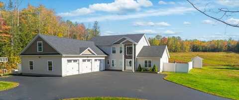 1163 Memorial Drive, Winthrop, ME 04364