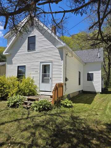 103 Margin Street, Orono, ME 04473