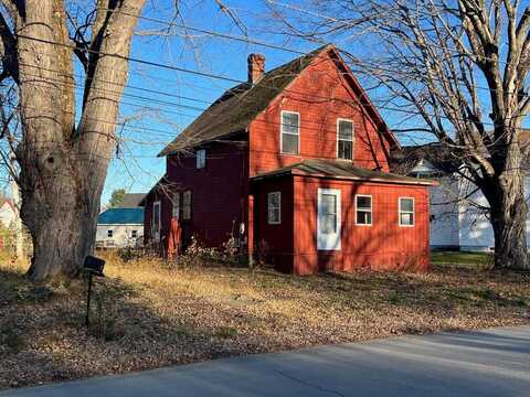 42 First Street, Milo, ME 04463
