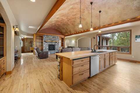25189 Steckelberg Valley Road, Custer, SD 57730