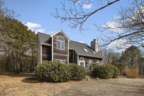 73 Dodgers Hole Road, Edgartown, MA 02539