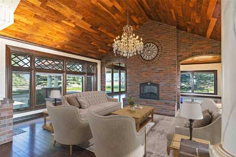 522 Stevensville Airport Road, Stevensville, MT 59870