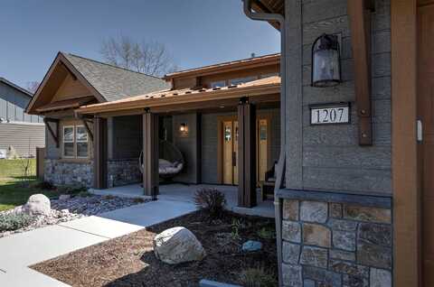 1207 Creek Crossing Road, Missoula, MT 59802