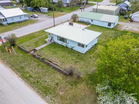 514 E Mineral Avenue, Troy, MT 59935
