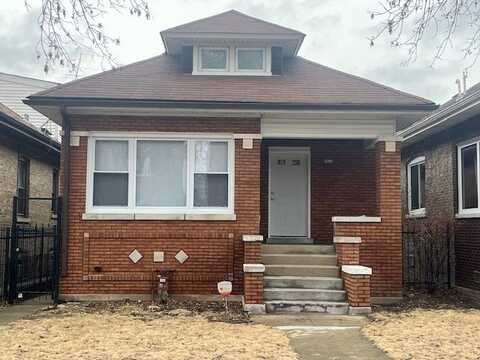 5514 W Potomac Avenue, Chicago, IL 60651