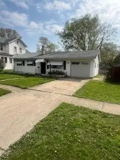 909 5th Avenue, Mendota, IL 61342