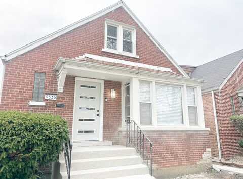 9536 S Woodlawn Avenue, Chicago, IL 60628