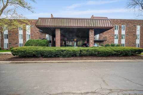 1053 W Ogden Avenue, Naperville, IL 60563