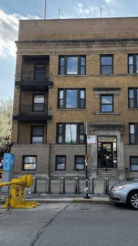 3700 N Sheffield Avenue, Chicago, IL 60613