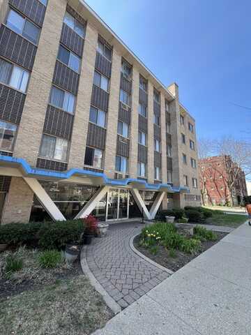 6250 N Kenmore Avenue, Chicago, IL 60660