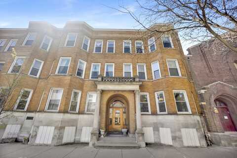 609 W Wellington Avenue, Chicago, IL 60657