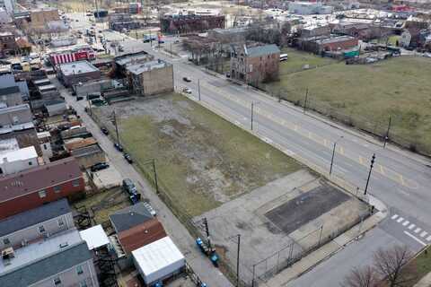 2432-2458 W Roosevelt Road, Chicago, IL 60608