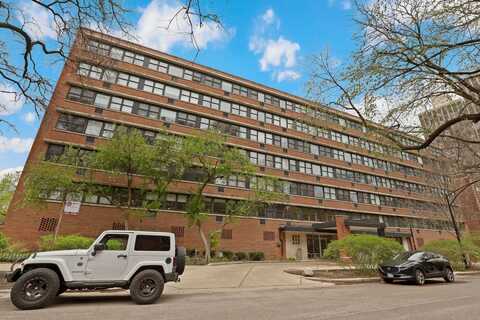 2300 N Commonwealth Avenue, Chicago, IL 60614