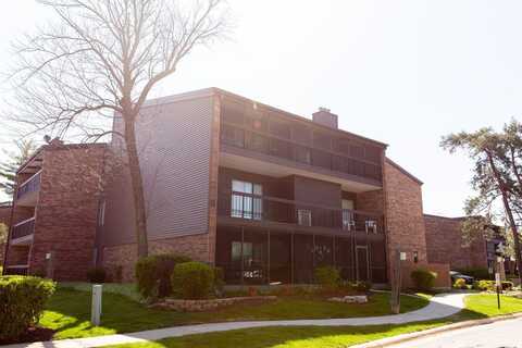 5525 Cromwell Lane, Oak Forest, IL 60452