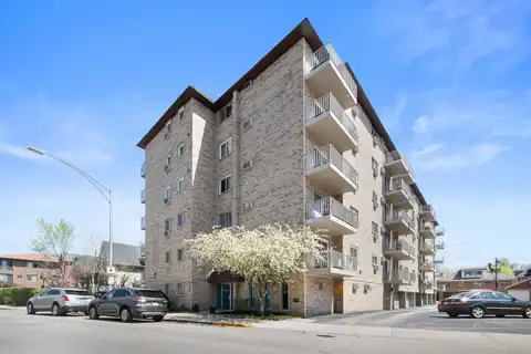 300 Circle Avenue, Forest Park, IL 60130