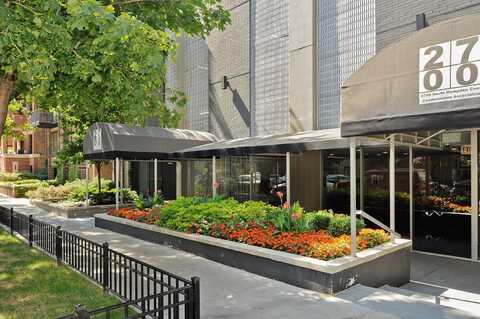 2700 N HAMPDEN Court, Chicago, IL 60614