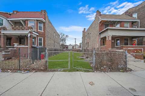3834 W Washington Boulevard, Chicago, IL 60624