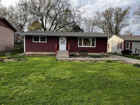 8918 W Sunset Drive, Wonder Lake, IL 60097