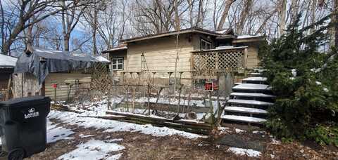 5019 Woodrow Avenue, McHenry, IL 60051