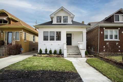 2115 S 7th Avenue, Maywood, IL 60153