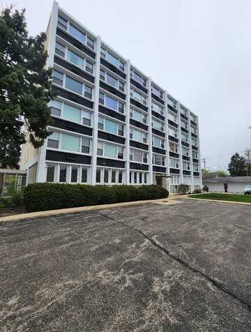 5975 N Odell Avenue, Chicago, IL 60631