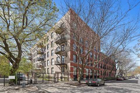 2511 W Moffat Street, Chicago, IL 60647