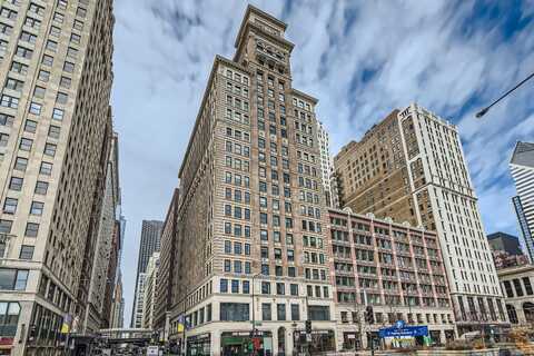 6 N MICHIGAN Avenue, Chicago, IL 60602