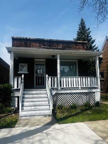 4744 W Deming Place, Chicago, IL 60639